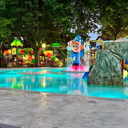 Camping Village Lago Maggiore Dormelletto Exterior foto