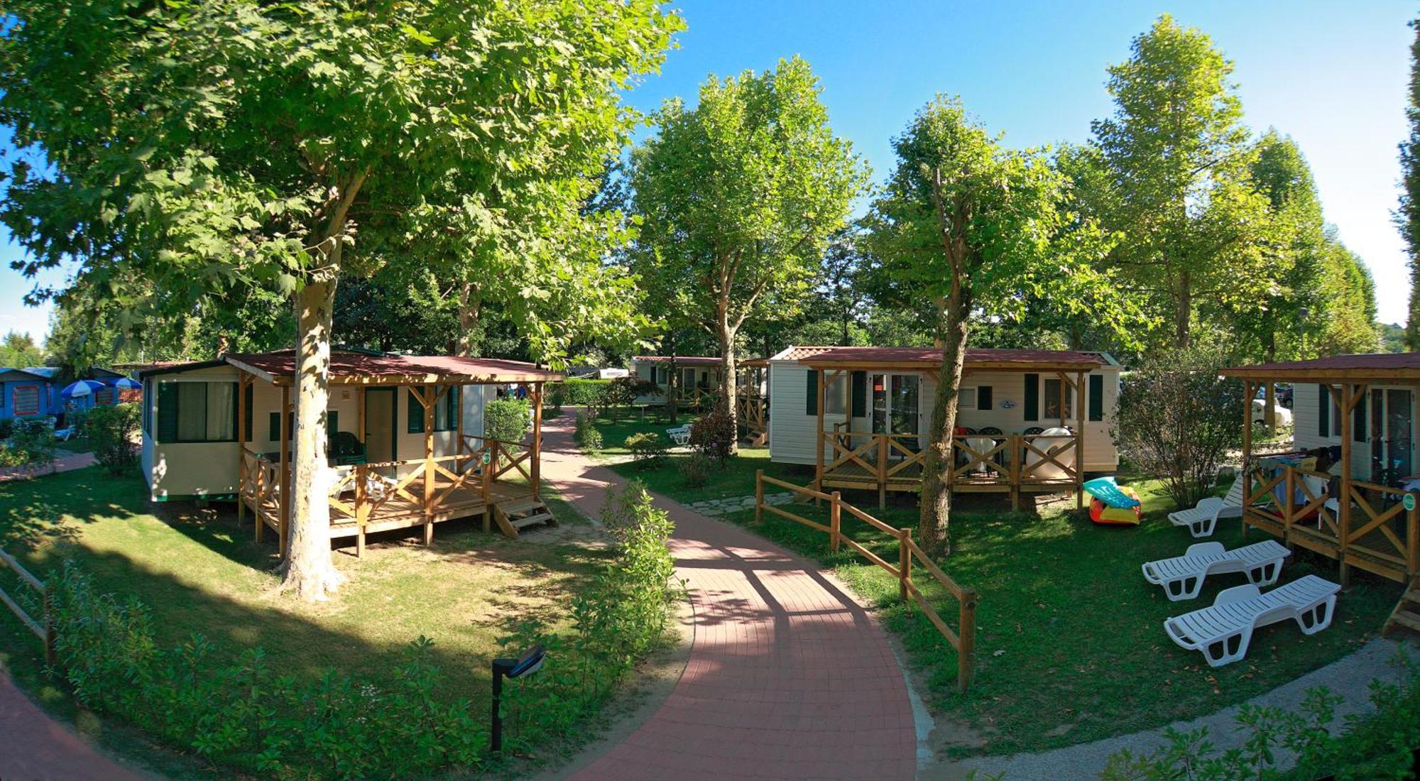 Camping Village Lago Maggiore Dormelletto Habitación foto