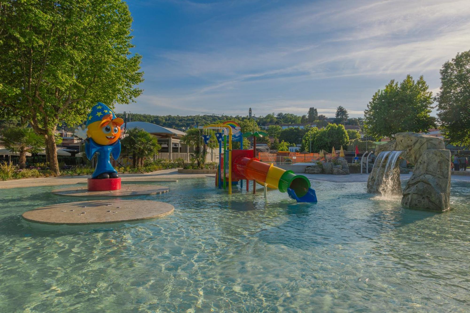 Camping Village Lago Maggiore Dormelletto Exterior foto