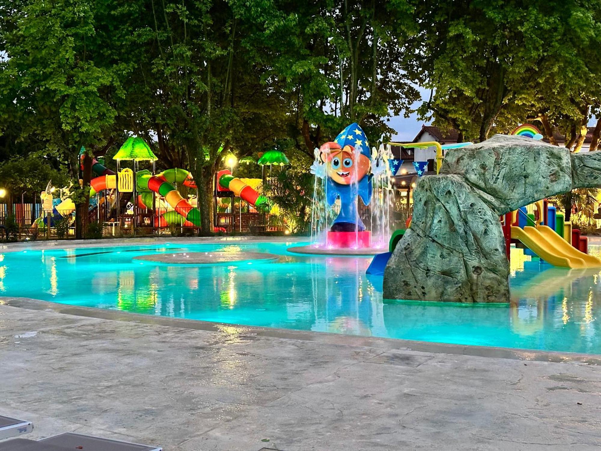 Camping Village Lago Maggiore Dormelletto Exterior foto