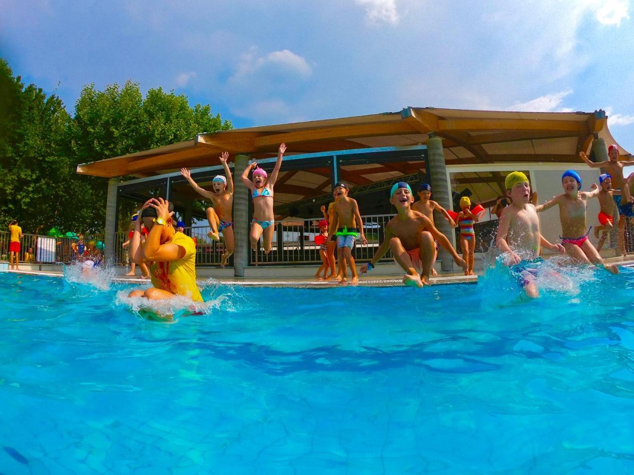 Camping Village Lago Maggiore Dormelletto Exterior foto